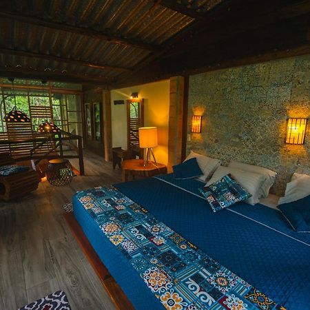 Jamu Lodge Puerto Montufar Luaran gambar