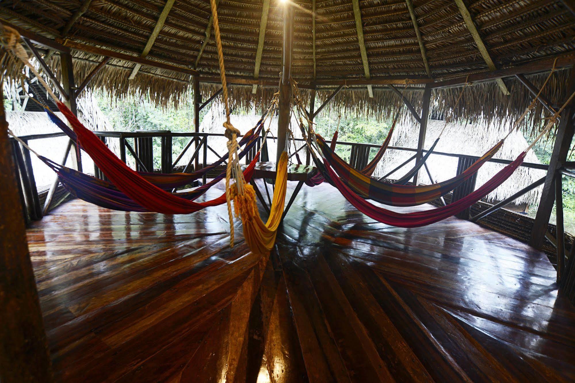 Jamu Lodge Puerto Montufar Luaran gambar