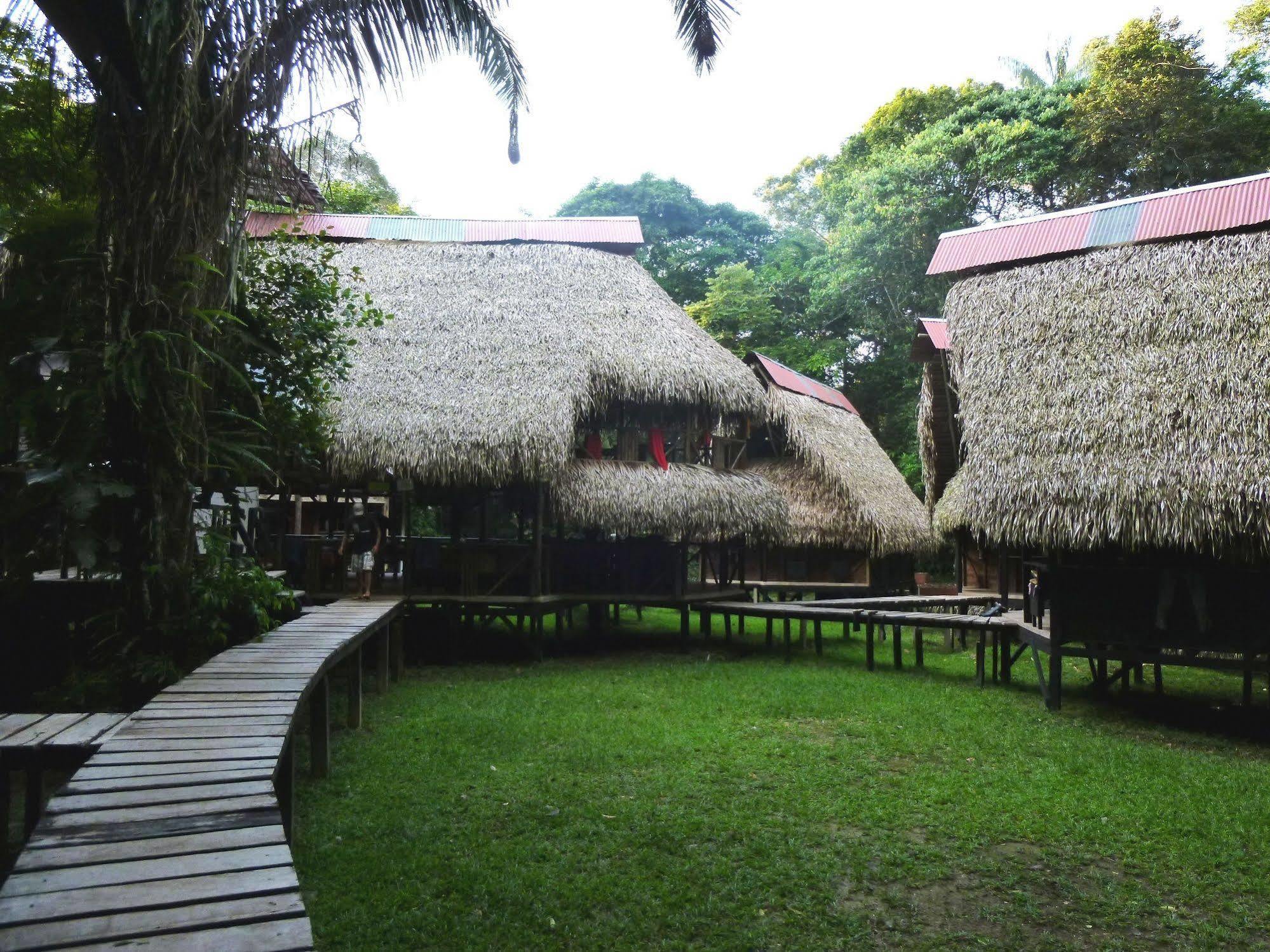Jamu Lodge Puerto Montufar Luaran gambar